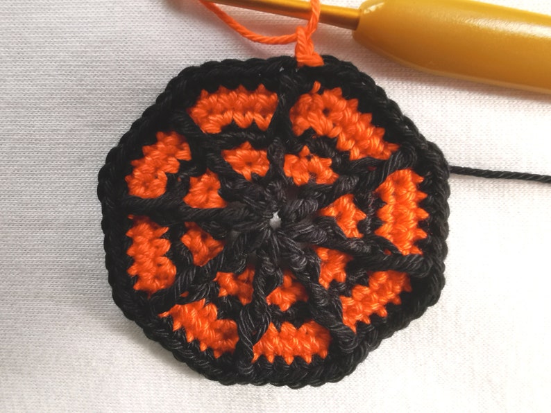 Halloween Spiderweb Coaster Crochet Pattern+Finished Crafts+ Crochet Kit